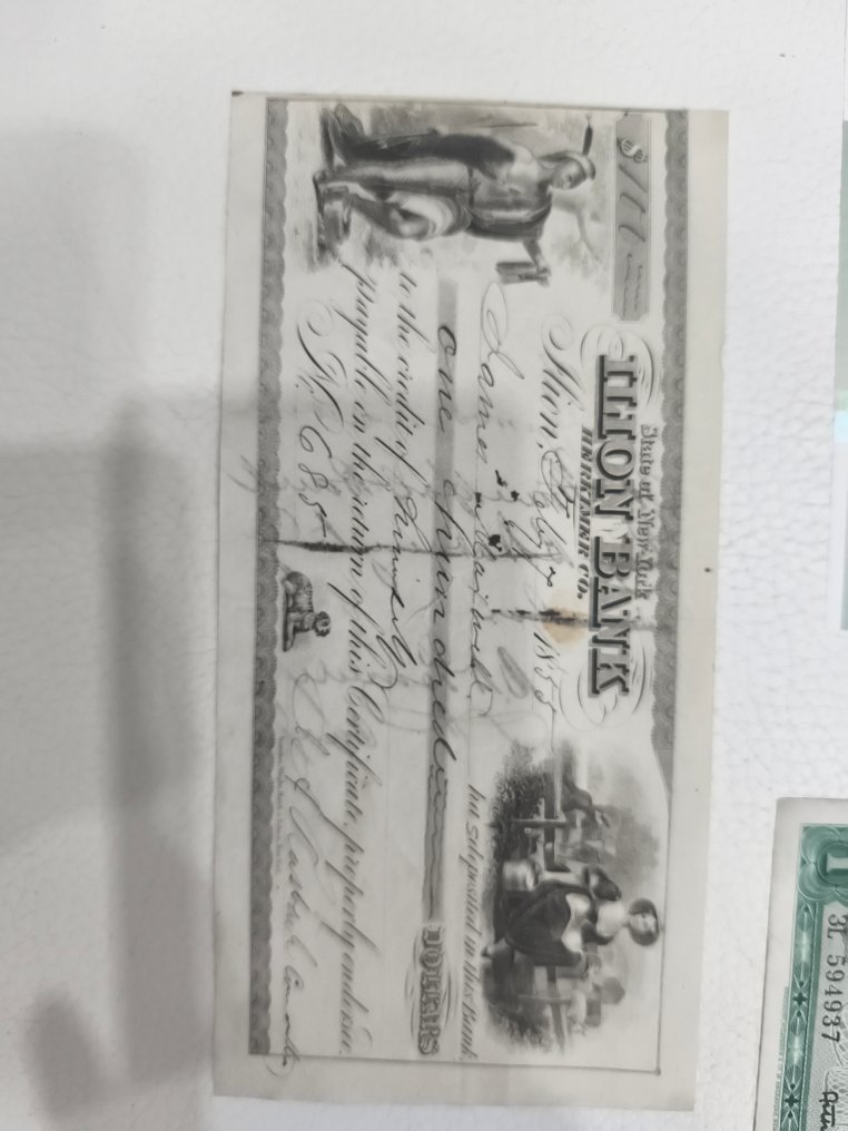 Maailma. - 4 banknotes and 1 cheque - various dates (Ei pohjahintaa) #3.2