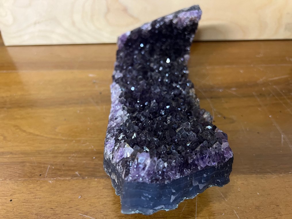 Améthyste Groupe de cristal - Hauteur : 32 cm - Largeur : 14 cm- 2.6 kg - (1) #3.2