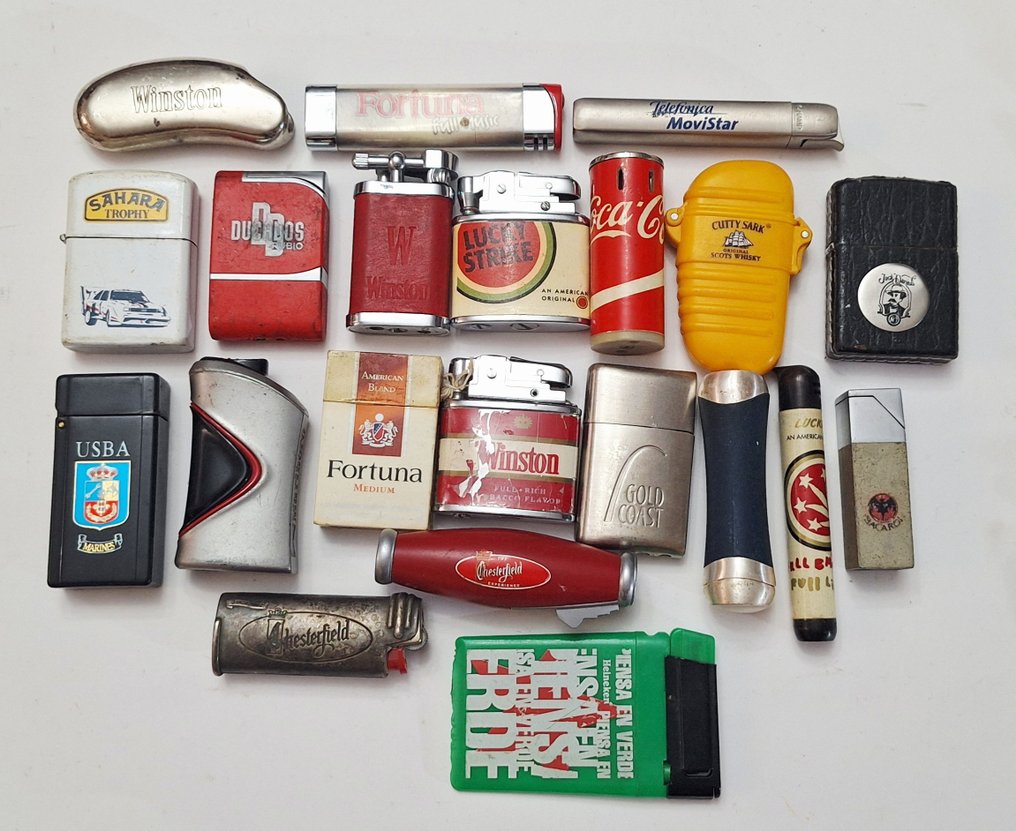 Winston, Coca-Cola, Camel, Chesterfield, LuckyStrike, etc - Accendino - Ottone, Rame, Acciaio, Plastica -  (21) #1.0