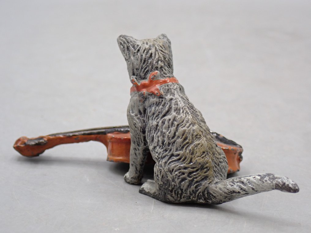 Figure - Cat and fiddle - Spelter #3.2