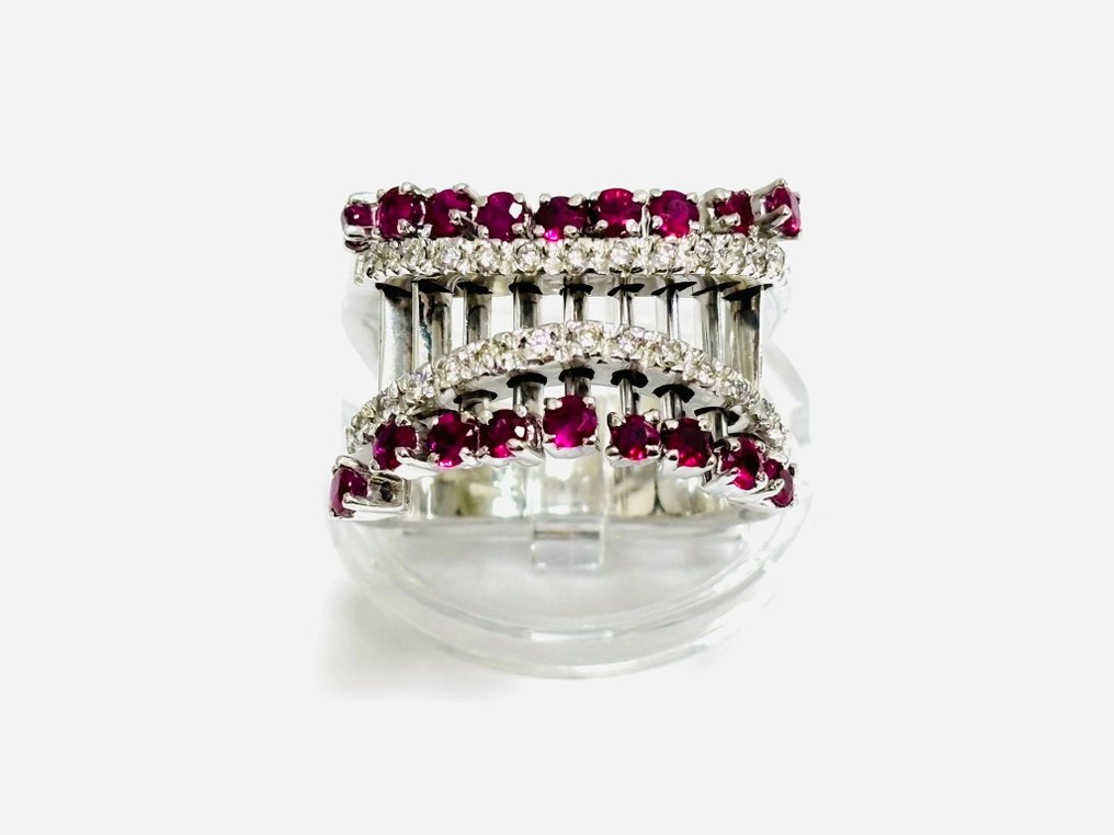 Estrò - Ring - 18 kt. White gold -  1.85ct. tw. Ruby - Diamond - Made in Italy #2.1