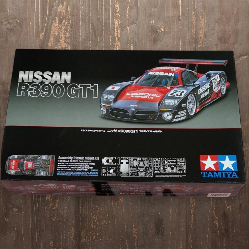 Tamiya  - 玩具车 1/24 SCALE NISSAN R390 GT1 – Full Display Model Kit by TAMIYA - 1990-2000 - 日本 #1.0