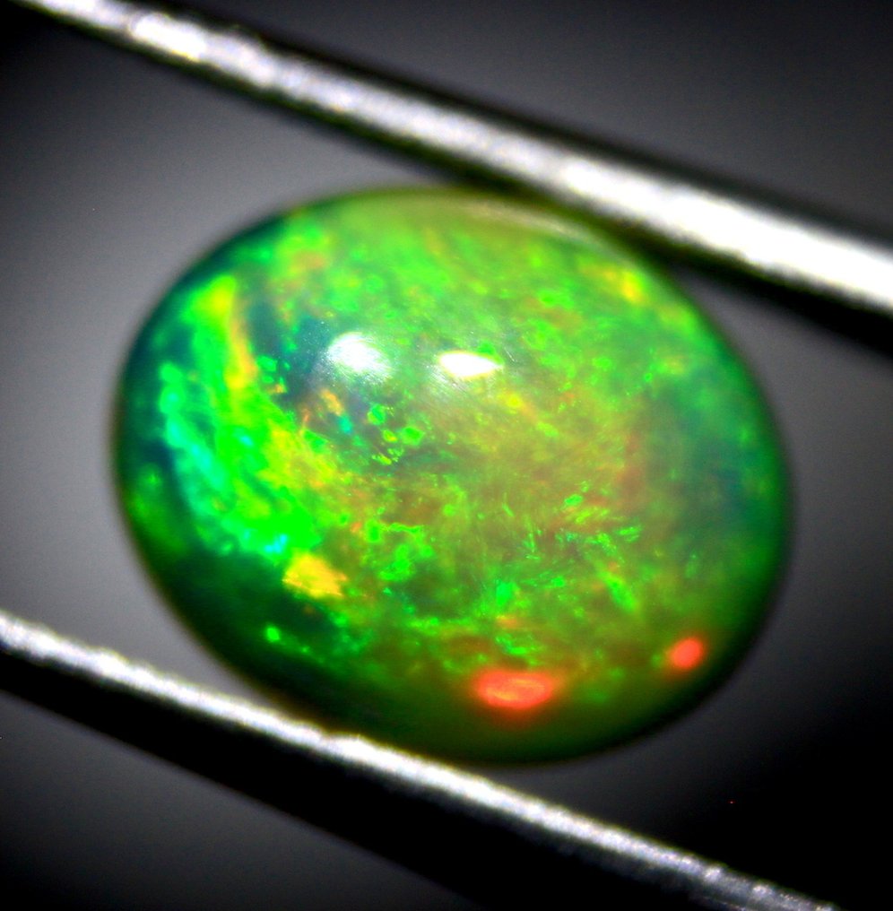 Cts. 1.80 Natural Ethiopian Opal Cabochon - Height: 10 mm - Width: 8 mm- 0.36 g #2.1