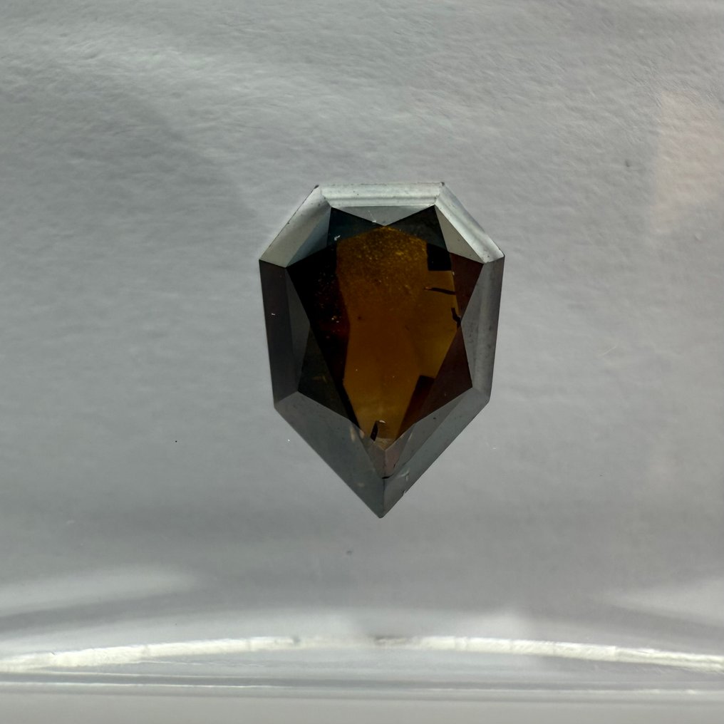 χωρίς τιμή ασφαλείας - 1 pcs Διαμάντι  (Φυσικού χρώματος)  - 0.99 ct - Mixed shape - Fancy dark Πορτοκαλί, Καφέ - SI2 - International Gemological Institute (IGI) #1.0