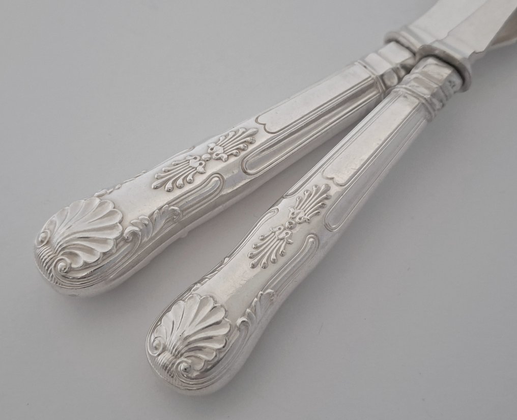 Joseph Rogers of Sheffield - Fish serving set (2) - Large format, Kings motif - Silverplated #4.3