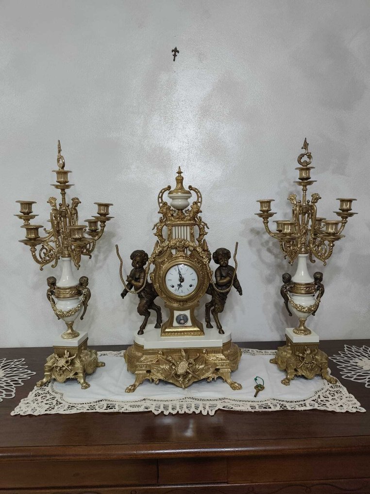 Clock and garniture set  (3) -   - Gilt bronze - 1950-1960 - Triptych for fireplace #1.0