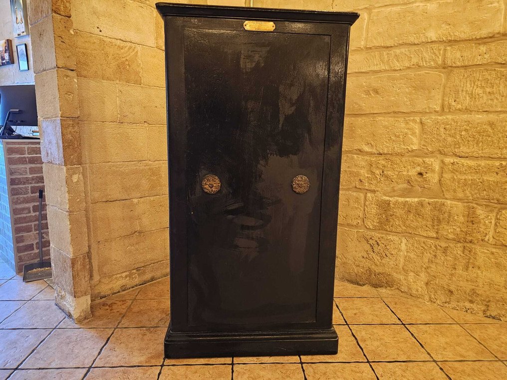 Fichet Rue de Richeliew 43 Paris - Alexandre Fichet - Cassaforte - Metallo-verniciatura-fusione-legno - Francese (sec.XX) #4.3