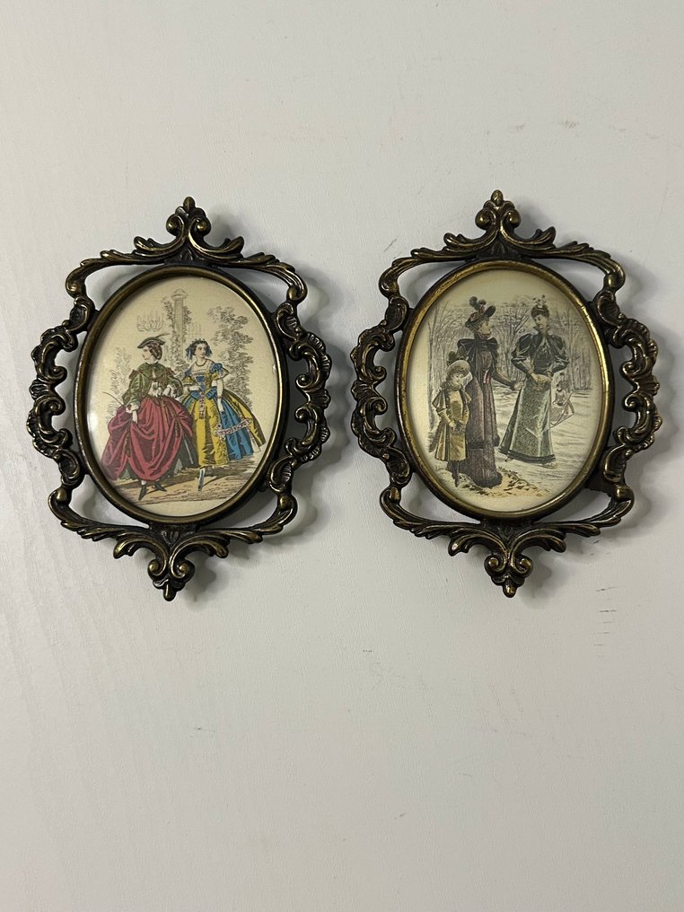 Cornice (2)- Cornice ovale in ottone - Ottone #1.0