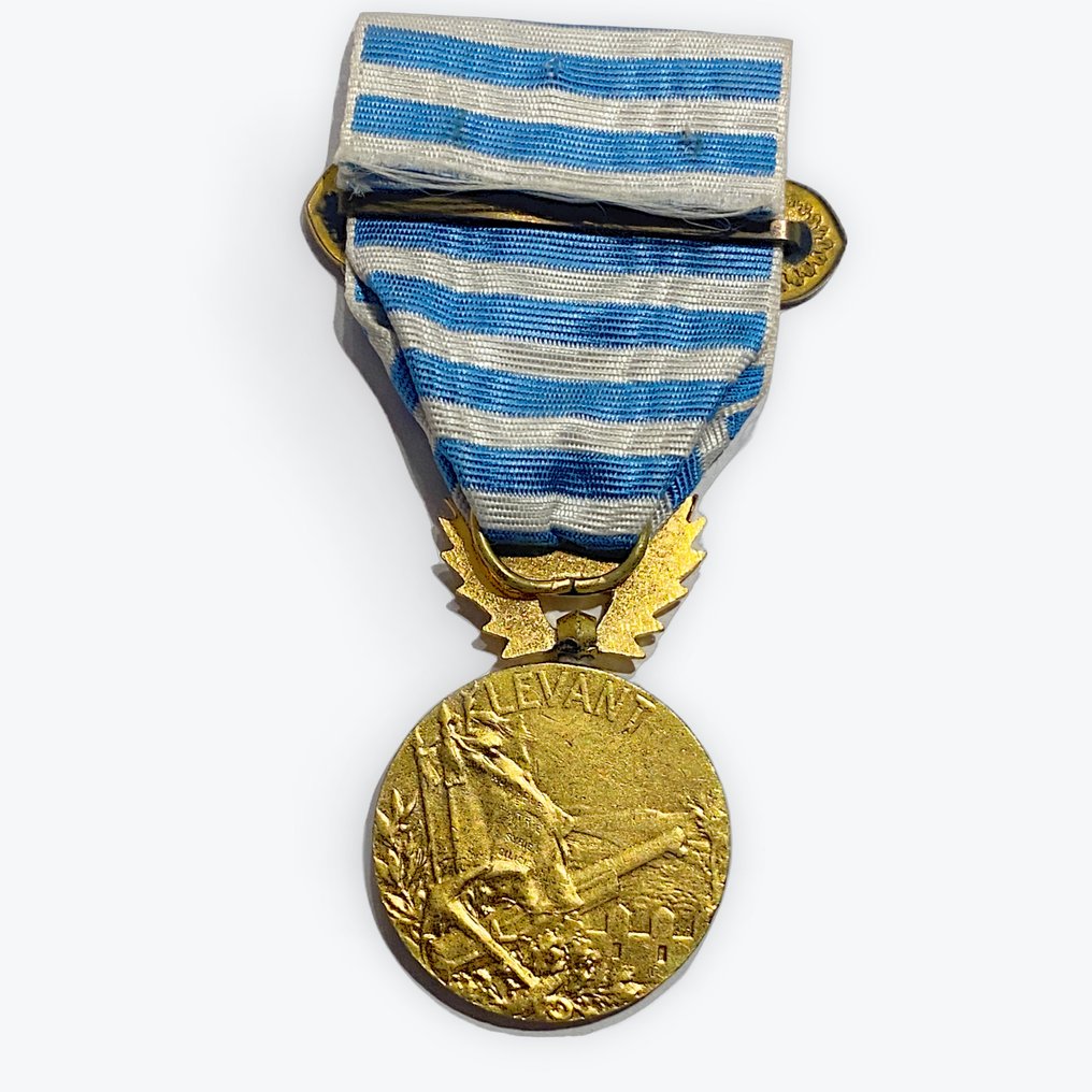 Γαλλία - Στρατιωτικό μετάλλιο - Αναμνηστικό μετάλλιο του Levant με το καρφίτσα του. #3.2