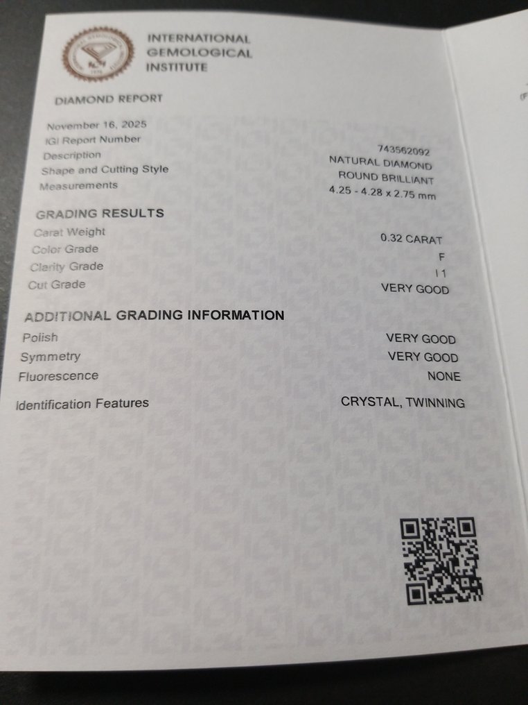 No Reserve Price - 1 pcs Diamond (Natural) - 0.32 ct - Round - F - I1 - International Gemological Institute (IGI) #2.1