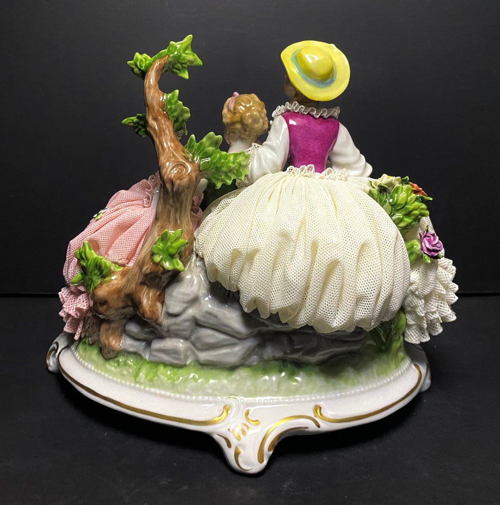 Dresden Groupe de fillettes en porcelaine délicat - Statuette, Groupe - 0 yd - Porcelaine #1.0