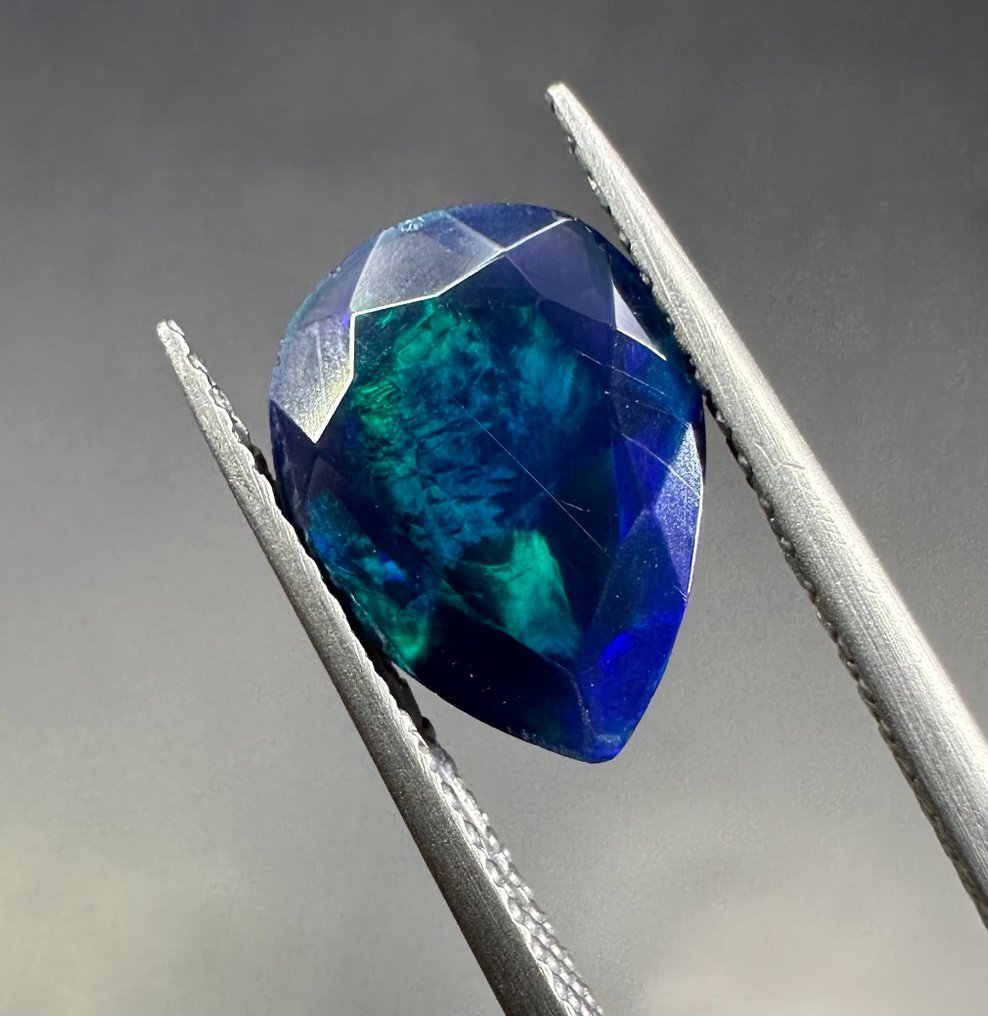 1,42ct opal Polerowany- 0.28 g #3.2