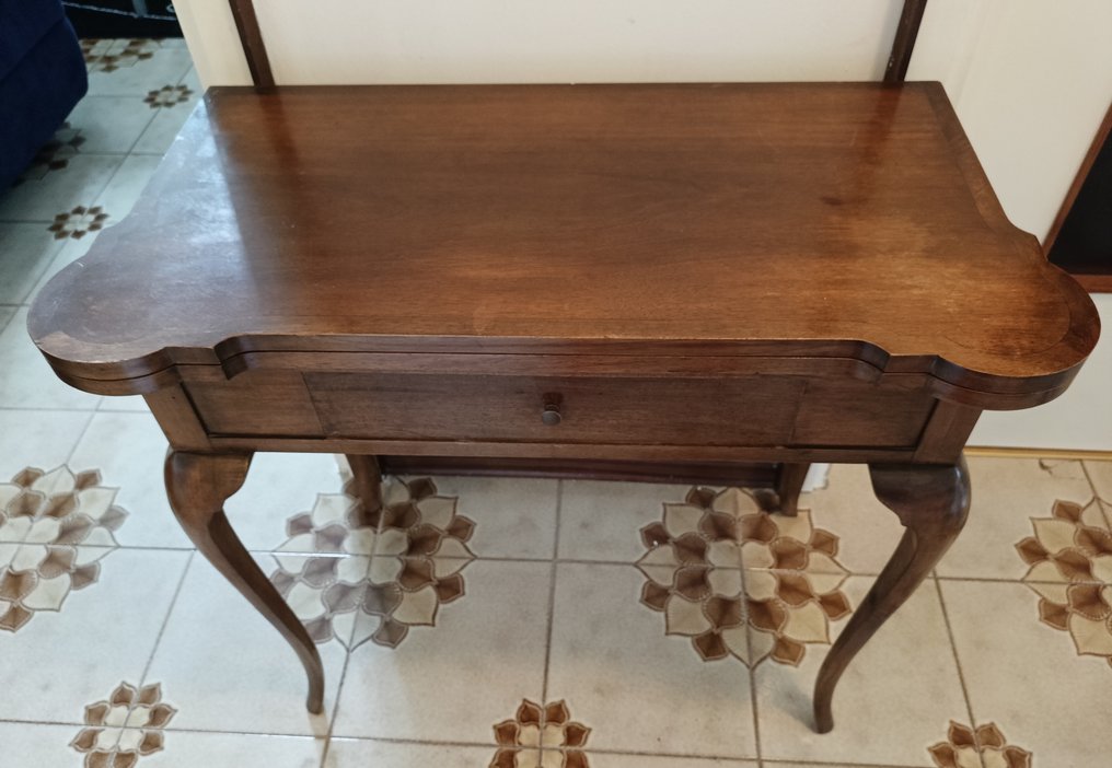 Alberto Issel - Alberto Issel - 游戏桌 - 胡桃木 - 游戏桌 #1.0