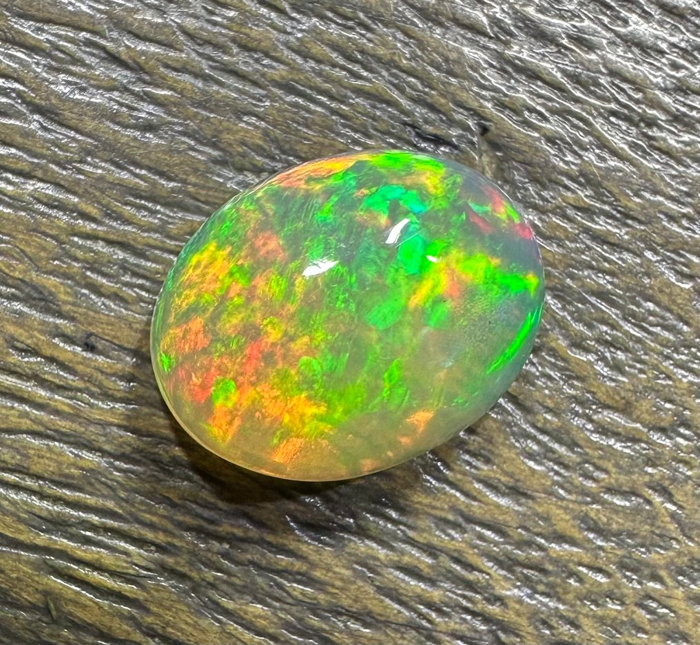 2.00ct Opal Cabochon- 0.4 g #2.1