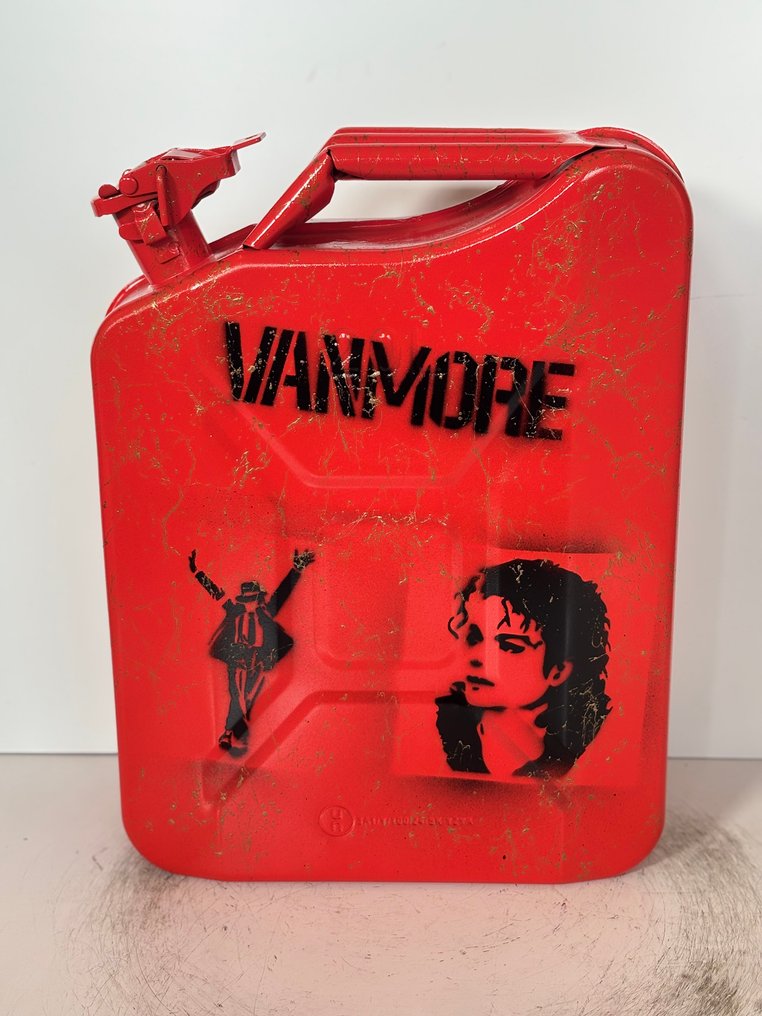 Rob VanMore - Oil Crisis King of Pop XL - 47cm #1.0