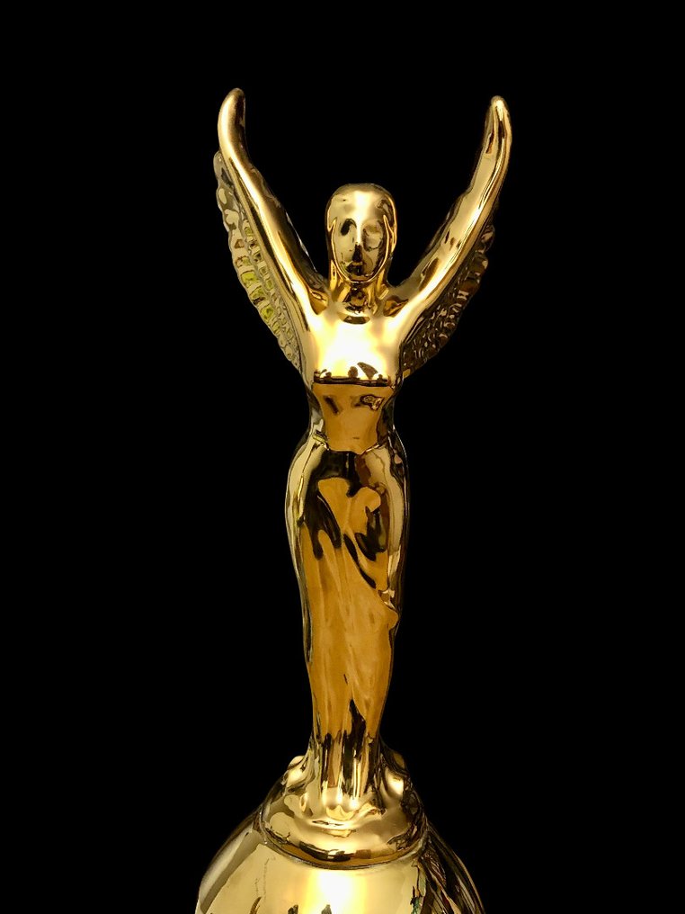 GF Exclusives - Rolls-Royce Statue Artwork By: GF Exclusives #3.2