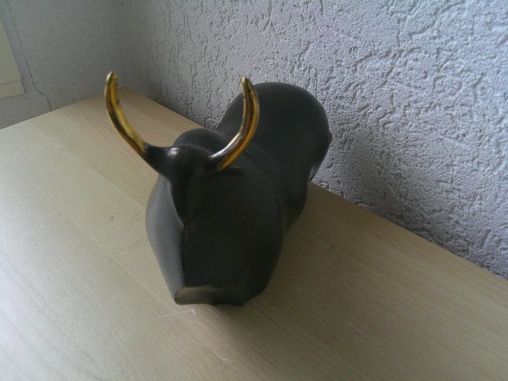 雕像 - STIER - 铜绿青铜 #1.0