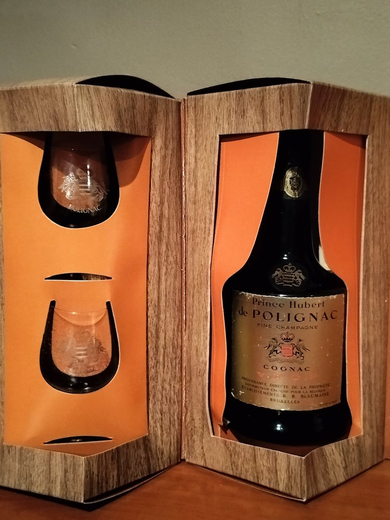Prince Hubert de Polignac - VSOP Gift pack with 2 glasses   - b. 1968  - 0.73 L #4.3