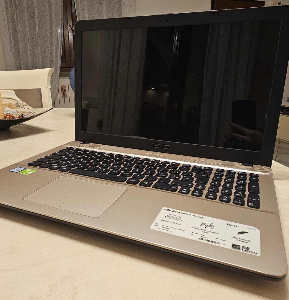 ASUS FB41U - Computador portátil - Com caixa de substituição #1.0