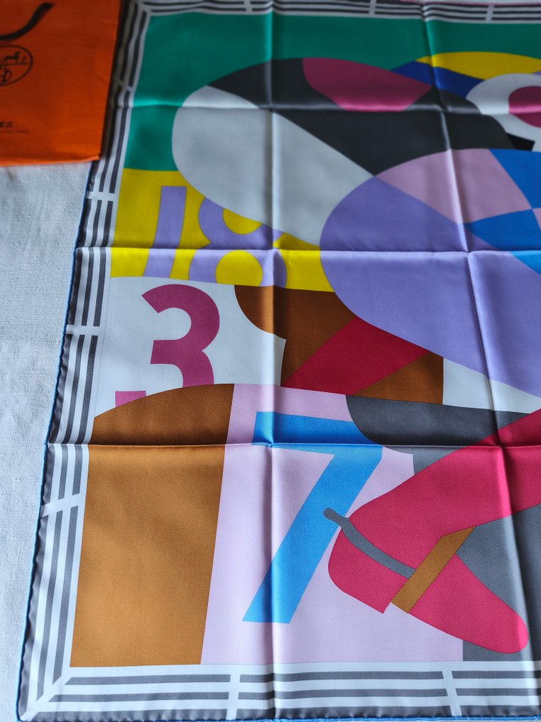 Hermès - Modèle 18-3-7 by Geoff McFetridge, neuf - Fular #2.1
