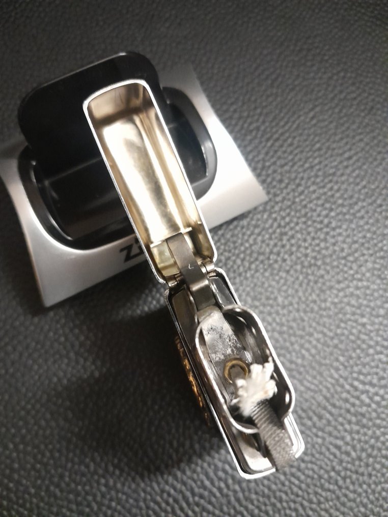 Zippo - Zonder Minimumprijs - Zakaansteker - Messing #3.2