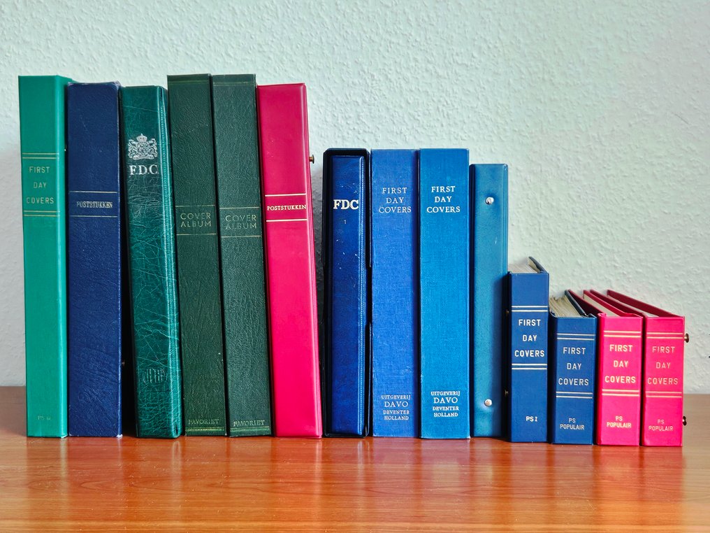 World - Accessories - Batch of 14 albums for FDC´s #1.0