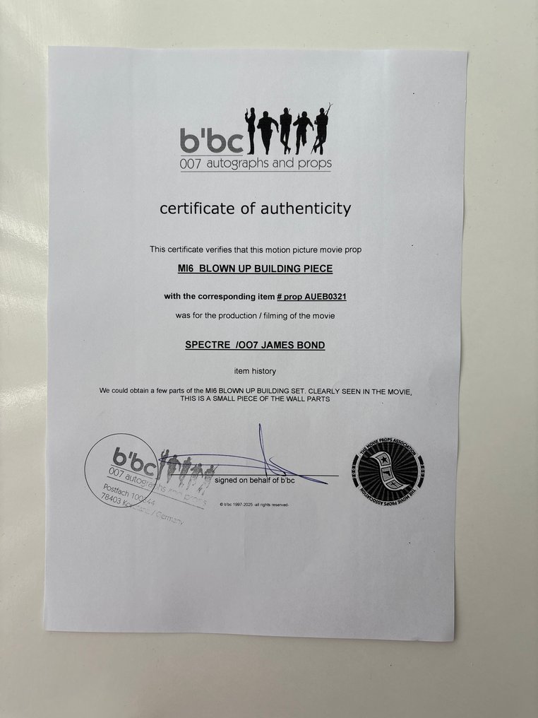 James Bond 007: Spectre - Movie Prop piece and signed photo of Christoph Waltz as “Blofeld” #4.3