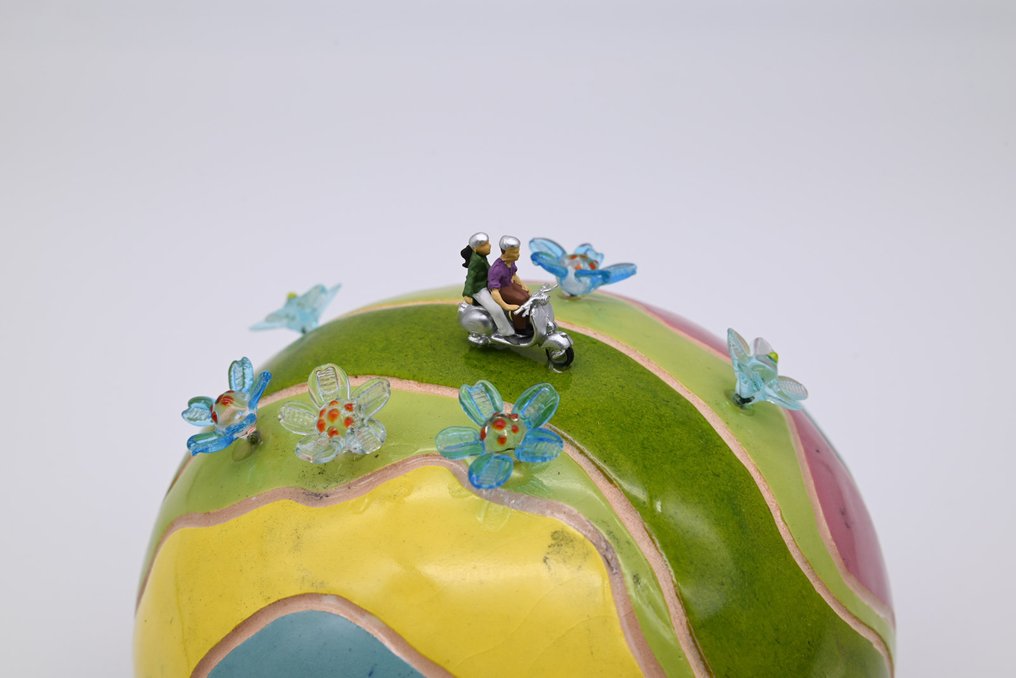 Yannick Le Bloas (1972) - Σκάλισμα, Mini-monde, voyage à deux - 13 cm - Terracotta - 2025 #4.3