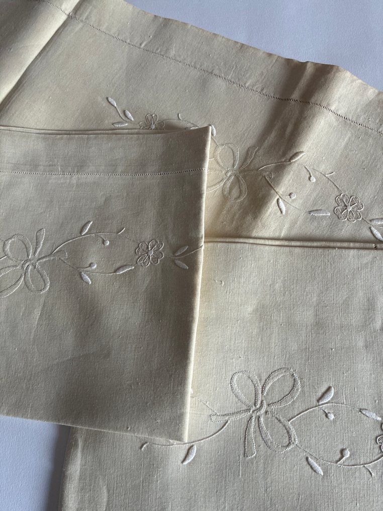 Bed sheet (3) - 240 cm - 140 cm #3.2