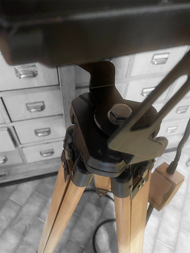 L - Gulvlampe (2) - Aluminium, Stål, Træ, Messing #4.3