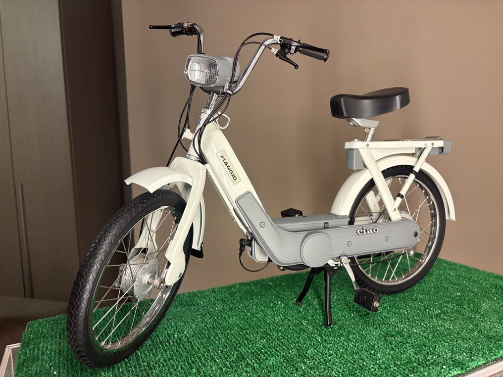 centauria 1:4 - Model car - Ciao Piaggio 50 cc #1.0