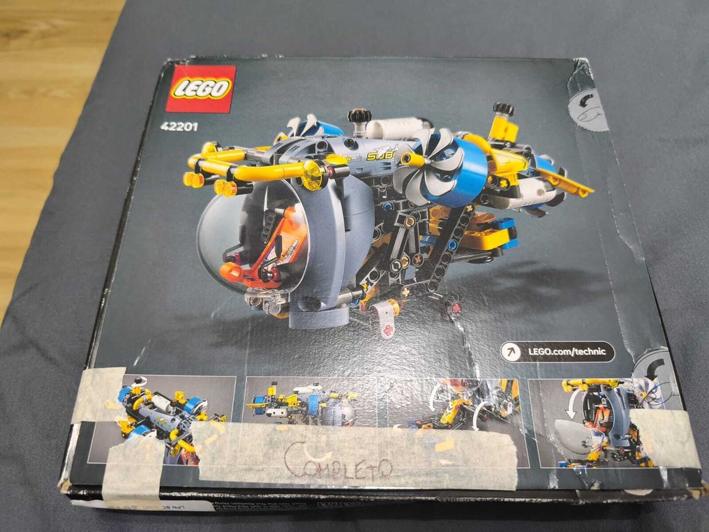 LEGO Set - Technic - Scavatrice, Sottomarino, Mercedes AMG, Monster Jam; Monster Truck #4.3