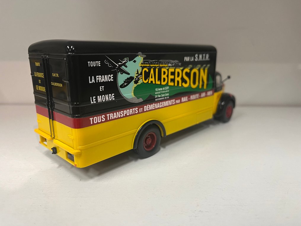 IXO 1:43 - Pienoismallibussi - Berliet GLR #3.2