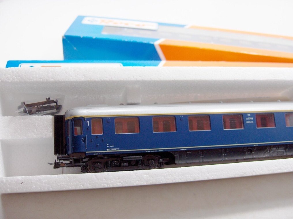 Roco H0 - 44282/44284 - Carrozza passeggeri di modellini di treni (2) - 2 carrozze senza vignetta NS - NS #3.2