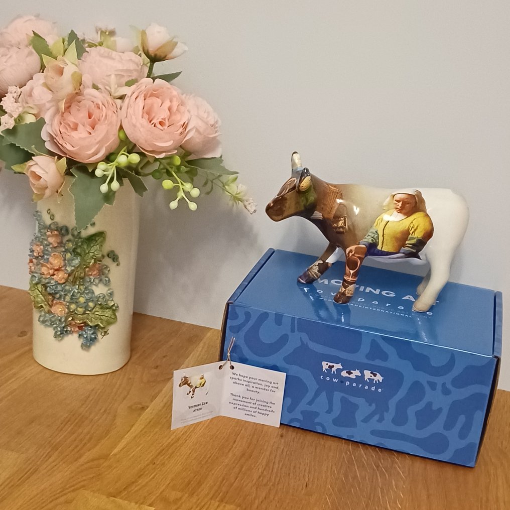 CowParade - Αγαλματίδιο - Vermeer «la laitière» - Κεραμικό #1.0
