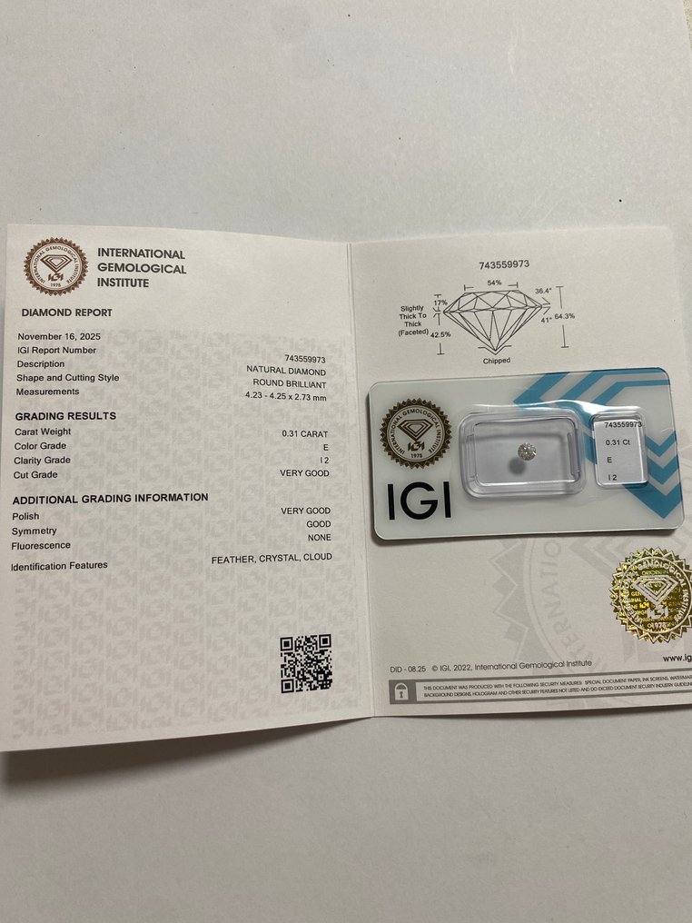 No reserve price - 1 pcs Diamond  (Natural)  - 0.31 ct - Round - E - I2 - International Gemological Institute (IGI) #4.3
