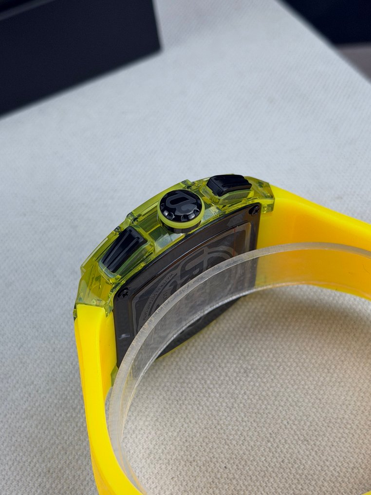 URBN22 - SCREAMING YELLOW - Zonder Minimumprijs - NITRO Chronograph Date - Heren - 2020+ #4.3