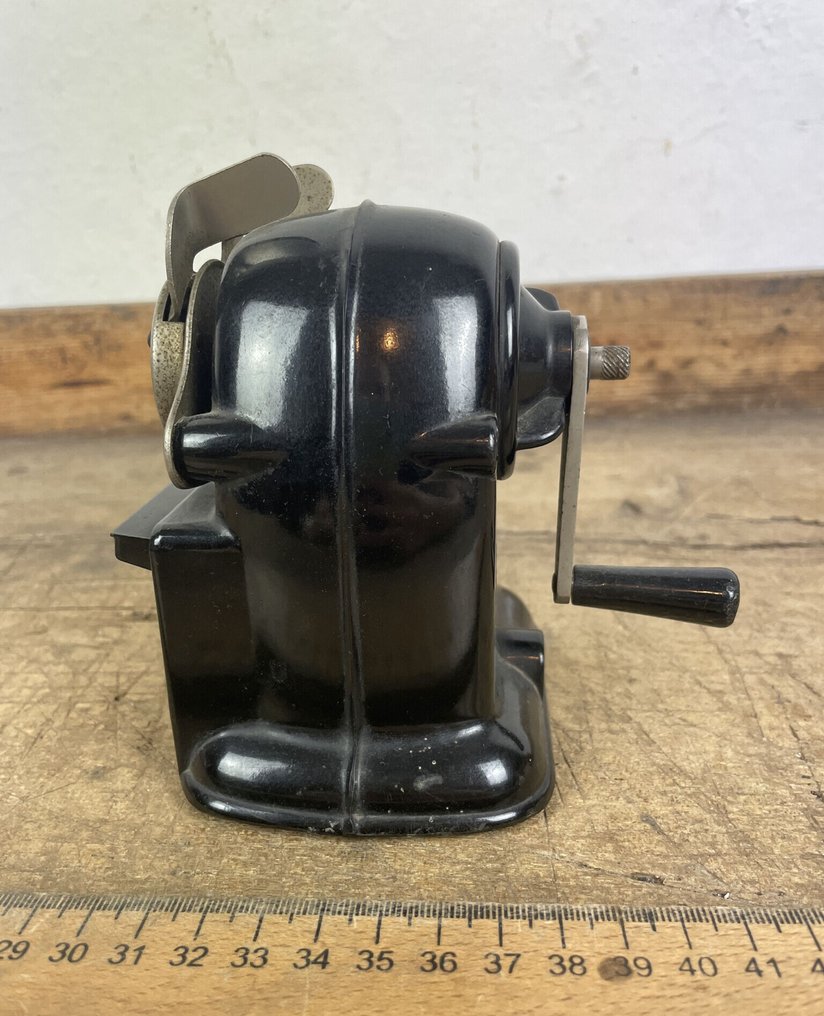 筆刨  - 捷克斯洛伐克黑色酚醛塑料桌面铅笔削笔器 KIN 512 #2.1