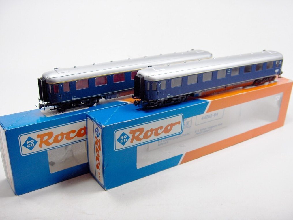 Roco H0 - 44282/44284 - Carrozza passeggeri di modellini di treni (2) - 2 carrozze senza vignetta NS - NS #1.0