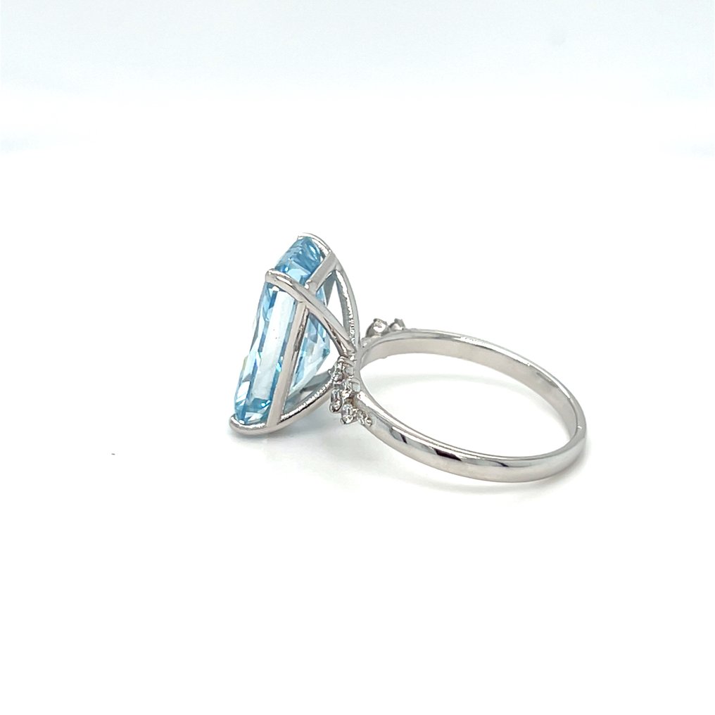 Ohne mindestpreis - Ring - 14 kt Weißgold - 8.30ct. tw. Blau Diamant (Laborgezüchteter (Lab Grown) Fancy-Diamant) - Diamant #3.2