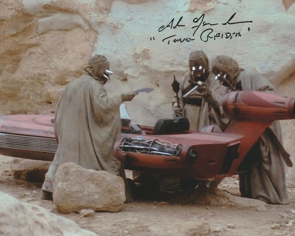 Star Wars Episode IV: A New Hope - Signed by Alan Fernandes (+) (Tusken Raider) #1.0