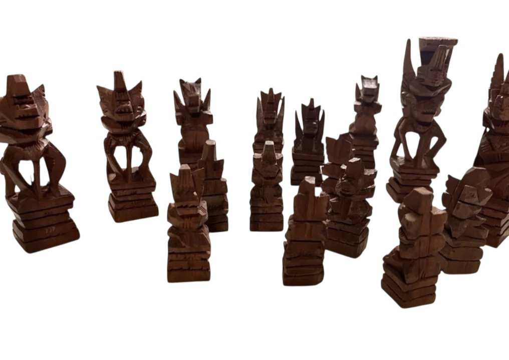Set di scacchi - Ajedrez y Backgammon de madera tallada - Legno #4.3