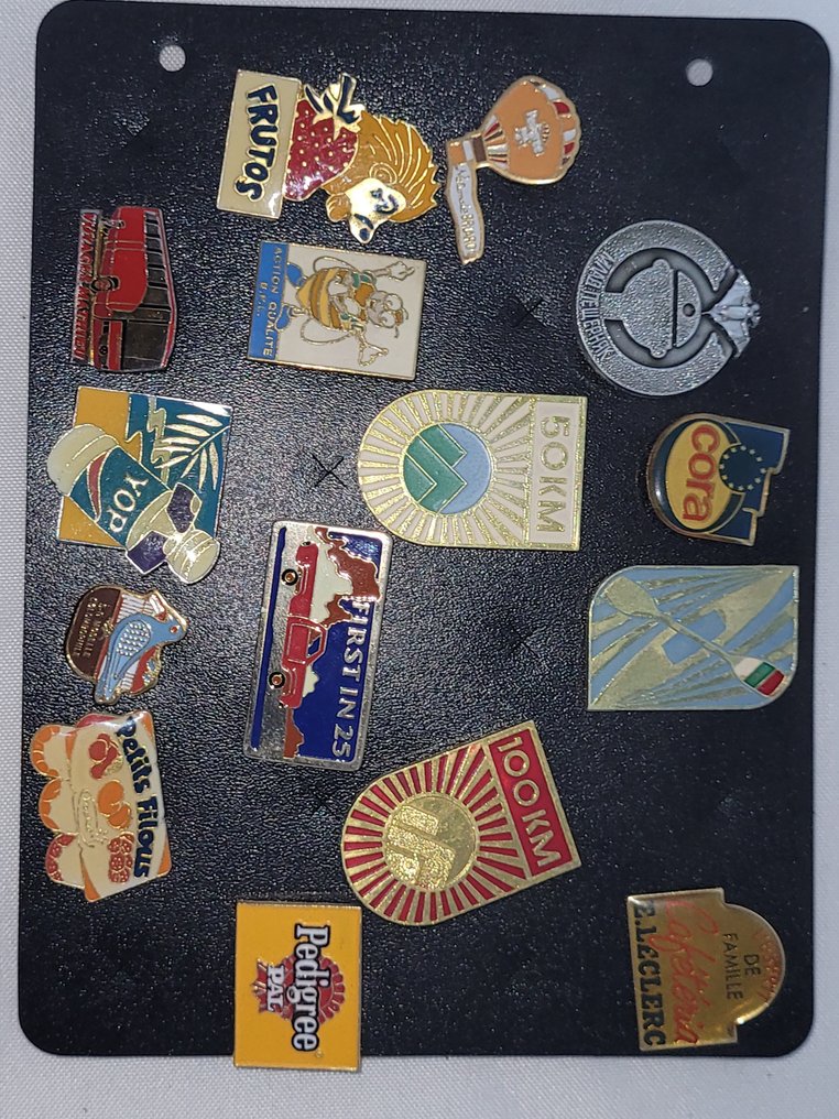 主題系列 - 75个PIN’S套装——一个杂项集合,包括80/90年代的广告PIN,以及来自波兰各城市的PIN。 #1.0