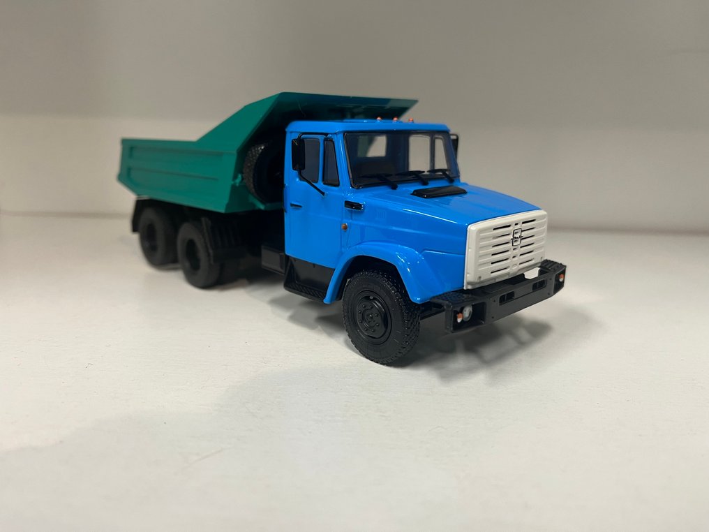 modimio engineering 1:43 - Modellino di camion - Zil-4514 #1.0