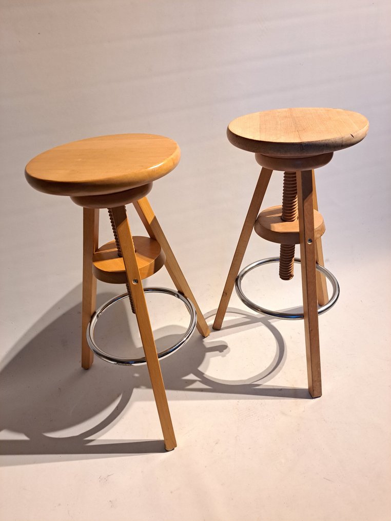 凳子 (2) - 木, 金属 - 高度可调 #2.1