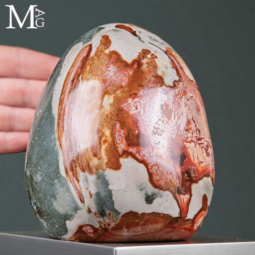 Policrhome Jasper - Extraordinary Natural Deep Colors - First Quality Madagascar Jasper – Ornamental - Height: 120 mm - Width: 94 mm- 1512 g #1.0