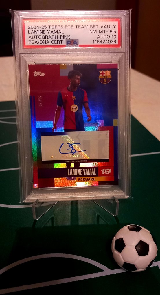 2024/25 Topps FC Barcelona Team Set Lamine Yamal #AULY Autograph Pink /99 Signerte kort - PSA 10 Graded card #2.1