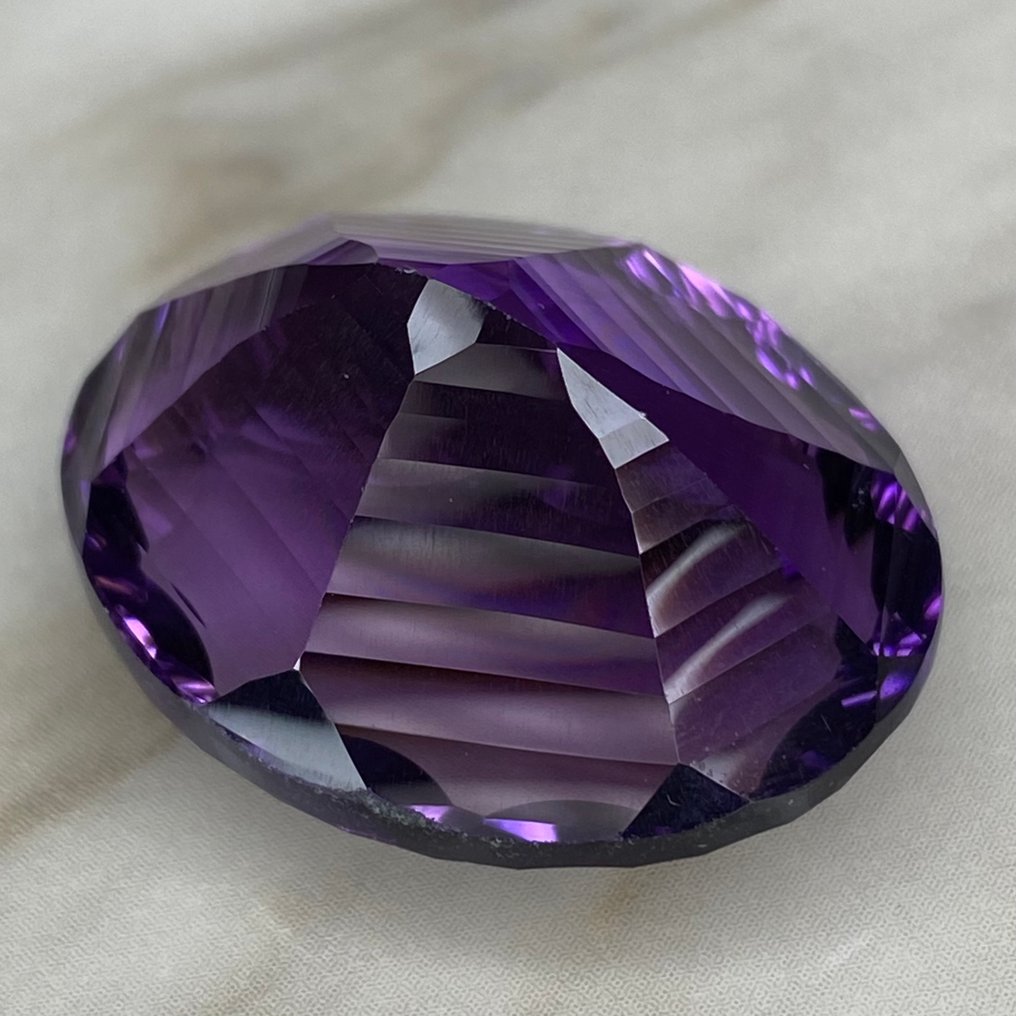 Fără preț de rezervă Purpuriu Ametist  - 52.69 ct - Asociația internațională de pietre prețioase colorate (ICA GemLab) - Exclusive Precision Cut #4.3