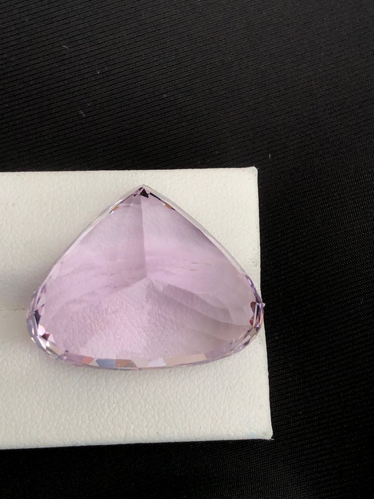 没有保留价 - 1 pcs  紫罗兰色 紫锂辉石  - 53.22 ct - 国际宝石研究院（IGI） #4.3