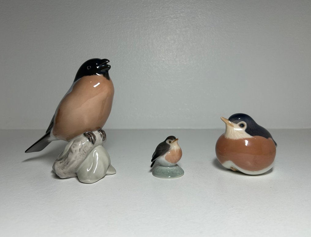 Royal Copenhagen, Bing & Grondahl - Αγαλματίδιο - Set of 3 Bullfinch Royal Copenhagen & Bing & Grøndahl (3) - Πορσελάνη #1.0